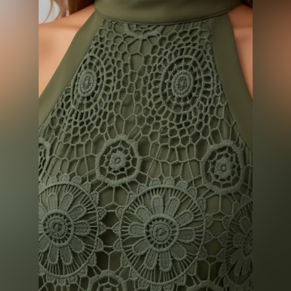 Green Guipure Lace Insert Halter Neck Top - Picture 2 of 8